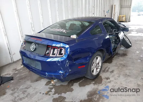 2013 Ford Mustang V6 из США, поврежденный, VIN 1ZVBP8AM1D5268176